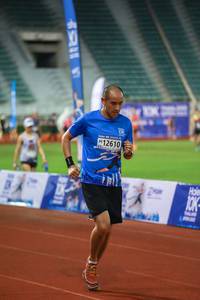 BIB: 4911, 1511, 75300, 12610
                            <button type="button" onclick="openModal(18805767)" class="btn btn-primary btn-sm float-right btn-popup" data-toggle="modal" data-target=".modal-high-quality">
                        <i class="fas fa-shopping-cart"></i> Add to Cart
                    </button>
                                            <button type="button" onclick="isThisMe(18805767, true)" class="btn btn-success btn-sm float-right btn-popup btn-isme hidden" data-toggle="tooltip" data-placement="bottom" title="นี่คือรูปของคุณใช่ไหม คลิกที่นี่เพื่อเอาเข้าอัลบั้ม">
                        <i class="fas fa-plus"></i> Add to album
                    </button>
                    <button type="button" onclick="isThisMe(18805767, false)" class="btn btn-warning btn-sm float-right btn-popup btn-isnotme hidden">
                        <i class="fas fa-ban"></i> Remove from album
                    </button>