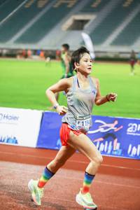 BIB: 1194, 231
                            <button type="button" onclick="openModal(18805332)" class="btn btn-primary btn-sm float-right btn-popup" data-toggle="modal" data-target=".modal-high-quality">
                        <i class="fas fa-shopping-cart"></i> Add to Cart
                    </button>
                                            <button type="button" onclick="isThisMe(18805332, true)" class="btn btn-success btn-sm float-right btn-popup btn-isme hidden" data-toggle="tooltip" data-placement="bottom" title="นี่คือรูปของคุณใช่ไหม คลิกที่นี่เพื่อเอาเข้าอัลบั้ม">
                        <i class="fas fa-plus"></i> Add to album
                    </button>
                    <button type="button" onclick="isThisMe(18805332, false)" class="btn btn-warning btn-sm float-right btn-popup btn-isnotme hidden">
                        <i class="fas fa-ban"></i> Remove from album
                    </button>