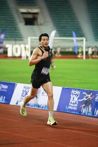 BIB: 101, 118
                            <button type="button" onclick="openModal(18802955)" class="btn btn-primary btn-sm float-right btn-popup" data-toggle="modal" data-target=".modal-high-quality">
                        <i class="fas fa-shopping-cart"></i> Add to Cart
                    </button>
                                            <button type="button" onclick="isThisMe(18802955, true)" class="btn btn-success btn-sm float-right btn-popup btn-isme hidden" data-toggle="tooltip" data-placement="bottom" title="นี่คือรูปของคุณใช่ไหม คลิกที่นี่เพื่อเอาเข้าอัลบั้ม">
                        <i class="fas fa-plus"></i> Add to album
                    </button>
                    <button type="button" onclick="isThisMe(18802955, false)" class="btn btn-warning btn-sm float-right btn-popup btn-isnotme hidden">
                        <i class="fas fa-ban"></i> Remove from album
                    </button>