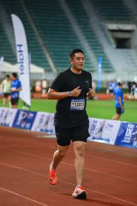 BIB: 12013
                            <button type="button" onclick="openModal(18806155)" class="btn btn-primary btn-sm float-right btn-popup" data-toggle="modal" data-target=".modal-high-quality">
                        <i class="fas fa-shopping-cart"></i> Add to Cart
                    </button>
                                            <button type="button" onclick="isThisMe(18806155, true)" class="btn btn-success btn-sm float-right btn-popup btn-isme hidden" data-toggle="tooltip" data-placement="bottom" title="นี่คือรูปของคุณใช่ไหม คลิกที่นี่เพื่อเอาเข้าอัลบั้ม">
                        <i class="fas fa-plus"></i> Add to album
                    </button>
                    <button type="button" onclick="isThisMe(18806155, false)" class="btn btn-warning btn-sm float-right btn-popup btn-isnotme hidden">
                        <i class="fas fa-ban"></i> Remove from album
                    </button>