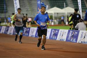 BIB: 12956
                            <button type="button" onclick="openModal(18740498)" class="btn btn-primary btn-sm float-right btn-popup" data-toggle="modal" data-target=".modal-high-quality">
                        <i class="fas fa-shopping-cart"></i> Add to Cart
                    </button>
                                            <button type="button" onclick="isThisMe(18740498, true)" class="btn btn-success btn-sm float-right btn-popup btn-isme hidden" data-toggle="tooltip" data-placement="bottom" title="นี่คือรูปของคุณใช่ไหม คลิกที่นี่เพื่อเอาเข้าอัลบั้ม">
                        <i class="fas fa-plus"></i> Add to album
                    </button>
                    <button type="button" onclick="isThisMe(18740498, false)" class="btn btn-warning btn-sm float-right btn-popup btn-isnotme hidden">
                        <i class="fas fa-ban"></i> Remove from album
                    </button>