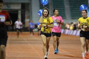 BIB: 410
                            <button type="button" onclick="openModal(18741949)" class="btn btn-primary btn-sm float-right btn-popup" data-toggle="modal" data-target=".modal-high-quality">
                        <i class="fas fa-shopping-cart"></i> Add to Cart
                    </button>
                                            <button type="button" onclick="isThisMe(18741949, true)" class="btn btn-success btn-sm float-right btn-popup btn-isme hidden" data-toggle="tooltip" data-placement="bottom" title="นี่คือรูปของคุณใช่ไหม คลิกที่นี่เพื่อเอาเข้าอัลบั้ม">
                        <i class="fas fa-plus"></i> Add to album
                    </button>
                    <button type="button" onclick="isThisMe(18741949, false)" class="btn btn-warning btn-sm float-right btn-popup btn-isnotme hidden">
                        <i class="fas fa-ban"></i> Remove from album
                    </button>