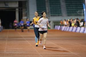 BIB: 12518, 1299
                            <button type="button" onclick="openModal(18742319)" class="btn btn-primary btn-sm float-right btn-popup" data-toggle="modal" data-target=".modal-high-quality">
                        <i class="fas fa-shopping-cart"></i> Add to Cart
                    </button>
                                            <button type="button" onclick="isThisMe(18742319, true)" class="btn btn-success btn-sm float-right btn-popup btn-isme hidden" data-toggle="tooltip" data-placement="bottom" title="นี่คือรูปของคุณใช่ไหม คลิกที่นี่เพื่อเอาเข้าอัลบั้ม">
                        <i class="fas fa-plus"></i> Add to album
                    </button>
                    <button type="button" onclick="isThisMe(18742319, false)" class="btn btn-warning btn-sm float-right btn-popup btn-isnotme hidden">
                        <i class="fas fa-ban"></i> Remove from album
                    </button>