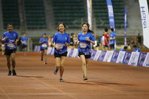 BIB: 13099, 12644, 2645
                            <button type="button" onclick="openModal(18742400)" class="btn btn-primary btn-sm float-right btn-popup" data-toggle="modal" data-target=".modal-high-quality">
                        <i class="fas fa-shopping-cart"></i> Add to Cart
                    </button>
                                            <button type="button" onclick="isThisMe(18742400, true)" class="btn btn-success btn-sm float-right btn-popup btn-isme hidden" data-toggle="tooltip" data-placement="bottom" title="นี่คือรูปของคุณใช่ไหม คลิกที่นี่เพื่อเอาเข้าอัลบั้ม">
                        <i class="fas fa-plus"></i> Add to album
                    </button>
                    <button type="button" onclick="isThisMe(18742400, false)" class="btn btn-warning btn-sm float-right btn-popup btn-isnotme hidden">
                        <i class="fas fa-ban"></i> Remove from album
                    </button>