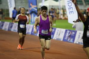 BIB: 11822
                            <button type="button" onclick="openModal(18769056)" class="btn btn-primary btn-sm float-right btn-popup" data-toggle="modal" data-target=".modal-high-quality">
                        <i class="fas fa-shopping-cart"></i> Add to Cart
                    </button>
                                            <button type="button" onclick="isThisMe(18769056, true)" class="btn btn-success btn-sm float-right btn-popup btn-isme hidden" data-toggle="tooltip" data-placement="bottom" title="นี่คือรูปของคุณใช่ไหม คลิกที่นี่เพื่อเอาเข้าอัลบั้ม">
                        <i class="fas fa-plus"></i> Add to album
                    </button>
                    <button type="button" onclick="isThisMe(18769056, false)" class="btn btn-warning btn-sm float-right btn-popup btn-isnotme hidden">
                        <i class="fas fa-ban"></i> Remove from album
                    </button>