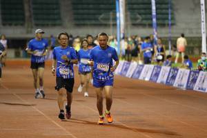 BIB: 110, 12940, 12411
                            <button type="button" onclick="openModal(18744952)" class="btn btn-primary btn-sm float-right btn-popup" data-toggle="modal" data-target=".modal-high-quality">
                        <i class="fas fa-shopping-cart"></i> Add to Cart
                    </button>
                                            <button type="button" onclick="isThisMe(18744952, true)" class="btn btn-success btn-sm float-right btn-popup btn-isme hidden" data-toggle="tooltip" data-placement="bottom" title="นี่คือรูปของคุณใช่ไหม คลิกที่นี่เพื่อเอาเข้าอัลบั้ม">
                        <i class="fas fa-plus"></i> Add to album
                    </button>
                    <button type="button" onclick="isThisMe(18744952, false)" class="btn btn-warning btn-sm float-right btn-popup btn-isnotme hidden">
                        <i class="fas fa-ban"></i> Remove from album
                    </button>