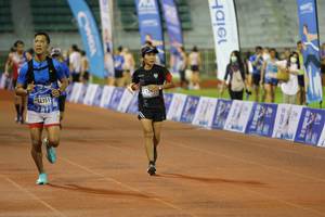 BIB: 7713, 12351, 101
                            <button type="button" onclick="openModal(18768737)" class="btn btn-primary btn-sm float-right btn-popup" data-toggle="modal" data-target=".modal-high-quality">
                        <i class="fas fa-shopping-cart"></i> Add to Cart
                    </button>
                                            <button type="button" onclick="isThisMe(18768737, true)" class="btn btn-success btn-sm float-right btn-popup btn-isme hidden" data-toggle="tooltip" data-placement="bottom" title="นี่คือรูปของคุณใช่ไหม คลิกที่นี่เพื่อเอาเข้าอัลบั้ม">
                        <i class="fas fa-plus"></i> Add to album
                    </button>
                    <button type="button" onclick="isThisMe(18768737, false)" class="btn btn-warning btn-sm float-right btn-popup btn-isnotme hidden">
                        <i class="fas fa-ban"></i> Remove from album
                    </button>