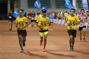 BIB: 167, 11959
                            <button type="button" onclick="openModal(18768901)" class="btn btn-primary btn-sm float-right btn-popup" data-toggle="modal" data-target=".modal-high-quality">
                        <i class="fas fa-shopping-cart"></i> Add to Cart
                    </button>
                                            <button type="button" onclick="isThisMe(18768901, true)" class="btn btn-success btn-sm float-right btn-popup btn-isme hidden" data-toggle="tooltip" data-placement="bottom" title="นี่คือรูปของคุณใช่ไหม คลิกที่นี่เพื่อเอาเข้าอัลบั้ม">
                        <i class="fas fa-plus"></i> Add to album
                    </button>
                    <button type="button" onclick="isThisMe(18768901, false)" class="btn btn-warning btn-sm float-right btn-popup btn-isnotme hidden">
                        <i class="fas fa-ban"></i> Remove from album
                    </button>