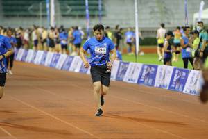 BIB: 12818
                            <button type="button" onclick="openModal(18743886)" class="btn btn-primary btn-sm float-right btn-popup" data-toggle="modal" data-target=".modal-high-quality">
                        <i class="fas fa-shopping-cart"></i> Add to Cart
                    </button>
                                            <button type="button" onclick="isThisMe(18743886, true)" class="btn btn-success btn-sm float-right btn-popup btn-isme hidden" data-toggle="tooltip" data-placement="bottom" title="นี่คือรูปของคุณใช่ไหม คลิกที่นี่เพื่อเอาเข้าอัลบั้ม">
                        <i class="fas fa-plus"></i> Add to album
                    </button>
                    <button type="button" onclick="isThisMe(18743886, false)" class="btn btn-warning btn-sm float-right btn-popup btn-isnotme hidden">
                        <i class="fas fa-ban"></i> Remove from album
                    </button>