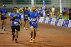 BIB: 12940, 12411
                            <button type="button" onclick="openModal(18744953)" class="btn btn-primary btn-sm float-right btn-popup" data-toggle="modal" data-target=".modal-high-quality">
                        <i class="fas fa-shopping-cart"></i> Add to Cart
                    </button>
                                            <button type="button" onclick="isThisMe(18744953, true)" class="btn btn-success btn-sm float-right btn-popup btn-isme hidden" data-toggle="tooltip" data-placement="bottom" title="นี่คือรูปของคุณใช่ไหม คลิกที่นี่เพื่อเอาเข้าอัลบั้ม">
                        <i class="fas fa-plus"></i> Add to album
                    </button>
                    <button type="button" onclick="isThisMe(18744953, false)" class="btn btn-warning btn-sm float-right btn-popup btn-isnotme hidden">
                        <i class="fas fa-ban"></i> Remove from album
                    </button>