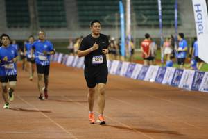 BIB: 12300, 12013
                            <button type="button" onclick="openModal(18742498)" class="btn btn-primary btn-sm float-right btn-popup" data-toggle="modal" data-target=".modal-high-quality">
                        <i class="fas fa-shopping-cart"></i> Add to Cart
                    </button>
                                            <button type="button" onclick="isThisMe(18742498, true)" class="btn btn-success btn-sm float-right btn-popup btn-isme hidden" data-toggle="tooltip" data-placement="bottom" title="นี่คือรูปของคุณใช่ไหม คลิกที่นี่เพื่อเอาเข้าอัลบั้ม">
                        <i class="fas fa-plus"></i> Add to album
                    </button>
                    <button type="button" onclick="isThisMe(18742498, false)" class="btn btn-warning btn-sm float-right btn-popup btn-isnotme hidden">
                        <i class="fas fa-ban"></i> Remove from album
                    </button>