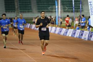 BIB: 12013
                            <button type="button" onclick="openModal(18742497)" class="btn btn-primary btn-sm float-right btn-popup" data-toggle="modal" data-target=".modal-high-quality">
                        <i class="fas fa-shopping-cart"></i> Add to Cart
                    </button>
                                            <button type="button" onclick="isThisMe(18742497, true)" class="btn btn-success btn-sm float-right btn-popup btn-isme hidden" data-toggle="tooltip" data-placement="bottom" title="นี่คือรูปของคุณใช่ไหม คลิกที่นี่เพื่อเอาเข้าอัลบั้ม">
                        <i class="fas fa-plus"></i> Add to album
                    </button>
                    <button type="button" onclick="isThisMe(18742497, false)" class="btn btn-warning btn-sm float-right btn-popup btn-isnotme hidden">
                        <i class="fas fa-ban"></i> Remove from album
                    </button>