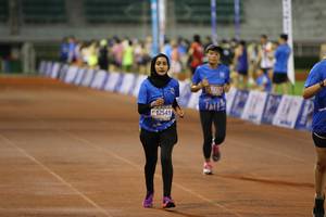 BIB: 12549
                            <button type="button" onclick="openModal(18742742)" class="btn btn-primary btn-sm float-right btn-popup" data-toggle="modal" data-target=".modal-high-quality">
                        <i class="fas fa-shopping-cart"></i> Add to Cart
                    </button>
                                            <button type="button" onclick="isThisMe(18742742, true)" class="btn btn-success btn-sm float-right btn-popup btn-isme hidden" data-toggle="tooltip" data-placement="bottom" title="นี่คือรูปของคุณใช่ไหม คลิกที่นี่เพื่อเอาเข้าอัลบั้ม">
                        <i class="fas fa-plus"></i> Add to album
                    </button>
                    <button type="button" onclick="isThisMe(18742742, false)" class="btn btn-warning btn-sm float-right btn-popup btn-isnotme hidden">
                        <i class="fas fa-ban"></i> Remove from album
                    </button>