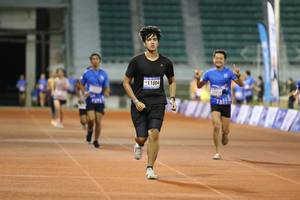 BIB: 1012, 11804
                            <button type="button" onclick="openModal(18742138)" class="btn btn-primary btn-sm float-right btn-popup" data-toggle="modal" data-target=".modal-high-quality">
                        <i class="fas fa-shopping-cart"></i> Add to Cart
                    </button>
                                            <button type="button" onclick="isThisMe(18742138, true)" class="btn btn-success btn-sm float-right btn-popup btn-isme hidden" data-toggle="tooltip" data-placement="bottom" title="นี่คือรูปของคุณใช่ไหม คลิกที่นี่เพื่อเอาเข้าอัลบั้ม">
                        <i class="fas fa-plus"></i> Add to album
                    </button>
                    <button type="button" onclick="isThisMe(18742138, false)" class="btn btn-warning btn-sm float-right btn-popup btn-isnotme hidden">
                        <i class="fas fa-ban"></i> Remove from album
                    </button>