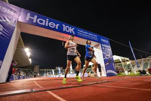 BIB: 2002, 00000
                            <button type="button" onclick="openModal(18705216)" class="btn btn-primary btn-sm float-right btn-popup" data-toggle="modal" data-target=".modal-high-quality">
                        <i class="fas fa-shopping-cart"></i> Add to Cart
                    </button>
                                            <button type="button" onclick="isThisMe(18705216, true)" class="btn btn-success btn-sm float-right btn-popup btn-isme hidden" data-toggle="tooltip" data-placement="bottom" title="นี่คือรูปของคุณใช่ไหม คลิกที่นี่เพื่อเอาเข้าอัลบั้ม">
                        <i class="fas fa-plus"></i> Add to album
                    </button>
                    <button type="button" onclick="isThisMe(18705216, false)" class="btn btn-warning btn-sm float-right btn-popup btn-isnotme hidden">
                        <i class="fas fa-ban"></i> Remove from album
                    </button>