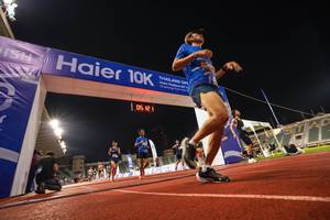 BIB: 121
                            <button type="button" onclick="openModal(18705357)" class="btn btn-primary btn-sm float-right btn-popup" data-toggle="modal" data-target=".modal-high-quality">
                        <i class="fas fa-shopping-cart"></i> Add to Cart
                    </button>
                                            <button type="button" onclick="isThisMe(18705357, true)" class="btn btn-success btn-sm float-right btn-popup btn-isme hidden" data-toggle="tooltip" data-placement="bottom" title="นี่คือรูปของคุณใช่ไหม คลิกที่นี่เพื่อเอาเข้าอัลบั้ม">
                        <i class="fas fa-plus"></i> Add to album
                    </button>
                    <button type="button" onclick="isThisMe(18705357, false)" class="btn btn-warning btn-sm float-right btn-popup btn-isnotme hidden">
                        <i class="fas fa-ban"></i> Remove from album
                    </button>