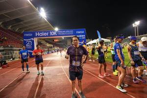 BIB: 2622, 90000, 6000, 12517, 116, 1173
                            <button type="button" onclick="openModal(18707647)" class="btn btn-primary btn-sm float-right btn-popup" data-toggle="modal" data-target=".modal-high-quality">
                        <i class="fas fa-shopping-cart"></i> Add to Cart
                    </button>
                                            <button type="button" onclick="isThisMe(18707647, true)" class="btn btn-success btn-sm float-right btn-popup btn-isme hidden" data-toggle="tooltip" data-placement="bottom" title="นี่คือรูปของคุณใช่ไหม คลิกที่นี่เพื่อเอาเข้าอัลบั้ม">
                        <i class="fas fa-plus"></i> Add to album
                    </button>
                    <button type="button" onclick="isThisMe(18707647, false)" class="btn btn-warning btn-sm float-right btn-popup btn-isnotme hidden">
                        <i class="fas fa-ban"></i> Remove from album
                    </button>