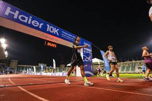 BIB: 05225, 00000
                            <button type="button" onclick="openModal(18705500)" class="btn btn-primary btn-sm float-right btn-popup" data-toggle="modal" data-target=".modal-high-quality">
                        <i class="fas fa-shopping-cart"></i> Add to Cart
                    </button>
                                            <button type="button" onclick="isThisMe(18705500, true)" class="btn btn-success btn-sm float-right btn-popup btn-isme hidden" data-toggle="tooltip" data-placement="bottom" title="นี่คือรูปของคุณใช่ไหม คลิกที่นี่เพื่อเอาเข้าอัลบั้ม">
                        <i class="fas fa-plus"></i> Add to album
                    </button>
                    <button type="button" onclick="isThisMe(18705500, false)" class="btn btn-warning btn-sm float-right btn-popup btn-isnotme hidden">
                        <i class="fas fa-ban"></i> Remove from album
                    </button>