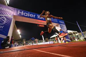 BIB: 05009, 12042, 2022, 120, 00000
                            <button type="button" onclick="openModal(18705171)" class="btn btn-primary btn-sm float-right btn-popup" data-toggle="modal" data-target=".modal-high-quality">
                        <i class="fas fa-shopping-cart"></i> Add to Cart
                    </button>
                                            <button type="button" onclick="isThisMe(18705171, true)" class="btn btn-success btn-sm float-right btn-popup btn-isme hidden" data-toggle="tooltip" data-placement="bottom" title="นี่คือรูปของคุณใช่ไหม คลิกที่นี่เพื่อเอาเข้าอัลบั้ม">
                        <i class="fas fa-plus"></i> Add to album
                    </button>
                    <button type="button" onclick="isThisMe(18705171, false)" class="btn btn-warning btn-sm float-right btn-popup btn-isnotme hidden">
                        <i class="fas fa-ban"></i> Remove from album
                    </button>