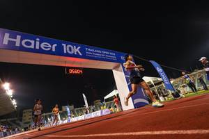 BIB: 056, 2022
                            <button type="button" onclick="openModal(18706089)" class="btn btn-primary btn-sm float-right btn-popup" data-toggle="modal" data-target=".modal-high-quality">
                        <i class="fas fa-shopping-cart"></i> Add to Cart
                    </button>
                                            <button type="button" onclick="isThisMe(18706089, true)" class="btn btn-success btn-sm float-right btn-popup btn-isme hidden" data-toggle="tooltip" data-placement="bottom" title="นี่คือรูปของคุณใช่ไหม คลิกที่นี่เพื่อเอาเข้าอัลบั้ม">
                        <i class="fas fa-plus"></i> Add to album
                    </button>
                    <button type="button" onclick="isThisMe(18706089, false)" class="btn btn-warning btn-sm float-right btn-popup btn-isnotme hidden">
                        <i class="fas fa-ban"></i> Remove from album
                    </button>