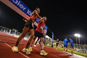 BIB: 122
                            <button type="button" onclick="openModal(18706874)" class="btn btn-primary btn-sm float-right btn-popup" data-toggle="modal" data-target=".modal-high-quality">
                        <i class="fas fa-shopping-cart"></i> Add to Cart
                    </button>
                                            <button type="button" onclick="isThisMe(18706874, true)" class="btn btn-success btn-sm float-right btn-popup btn-isme hidden" data-toggle="tooltip" data-placement="bottom" title="นี่คือรูปของคุณใช่ไหม คลิกที่นี่เพื่อเอาเข้าอัลบั้ม">
                        <i class="fas fa-plus"></i> Add to album
                    </button>
                    <button type="button" onclick="isThisMe(18706874, false)" class="btn btn-warning btn-sm float-right btn-popup btn-isnotme hidden">
                        <i class="fas fa-ban"></i> Remove from album
                    </button>