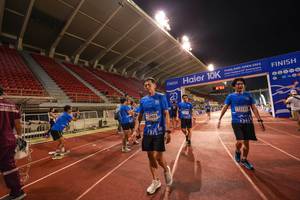 BIB: 12608, 2022, 0102, 12530
                            <button type="button" onclick="openModal(18708088)" class="btn btn-primary btn-sm float-right btn-popup" data-toggle="modal" data-target=".modal-high-quality">
                        <i class="fas fa-shopping-cart"></i> Add to Cart
                    </button>
                                            <button type="button" onclick="isThisMe(18708088, true)" class="btn btn-success btn-sm float-right btn-popup btn-isme hidden" data-toggle="tooltip" data-placement="bottom" title="นี่คือรูปของคุณใช่ไหม คลิกที่นี่เพื่อเอาเข้าอัลบั้ม">
                        <i class="fas fa-plus"></i> Add to album
                    </button>
                    <button type="button" onclick="isThisMe(18708088, false)" class="btn btn-warning btn-sm float-right btn-popup btn-isnotme hidden">
                        <i class="fas fa-ban"></i> Remove from album
                    </button>