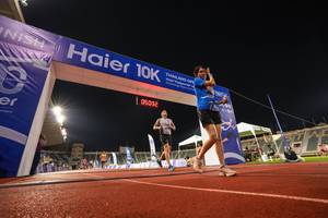 BIB: 05032
                            <button type="button" onclick="openModal(18705239)" class="btn btn-primary btn-sm float-right btn-popup" data-toggle="modal" data-target=".modal-high-quality">
                        <i class="fas fa-shopping-cart"></i> Add to Cart
                    </button>
                                            <button type="button" onclick="isThisMe(18705239, true)" class="btn btn-success btn-sm float-right btn-popup btn-isme hidden" data-toggle="tooltip" data-placement="bottom" title="นี่คือรูปของคุณใช่ไหม คลิกที่นี่เพื่อเอาเข้าอัลบั้ม">
                        <i class="fas fa-plus"></i> Add to album
                    </button>
                    <button type="button" onclick="isThisMe(18705239, false)" class="btn btn-warning btn-sm float-right btn-popup btn-isnotme hidden">
                        <i class="fas fa-ban"></i> Remove from album
                    </button>