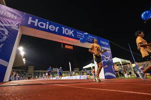 BIB: 10009, 2002, 00000
                            <button type="button" onclick="openModal(18707284)" class="btn btn-primary btn-sm float-right btn-popup" data-toggle="modal" data-target=".modal-high-quality">
                        <i class="fas fa-shopping-cart"></i> Add to Cart
                    </button>
                                            <button type="button" onclick="isThisMe(18707284, true)" class="btn btn-success btn-sm float-right btn-popup btn-isme hidden" data-toggle="tooltip" data-placement="bottom" title="นี่คือรูปของคุณใช่ไหม คลิกที่นี่เพื่อเอาเข้าอัลบั้ม">
                        <i class="fas fa-plus"></i> Add to album
                    </button>
                    <button type="button" onclick="isThisMe(18707284, false)" class="btn btn-warning btn-sm float-right btn-popup btn-isnotme hidden">
                        <i class="fas fa-ban"></i> Remove from album
                    </button>