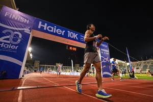 BIB: 139, 00000
                            <button type="button" onclick="openModal(18707535)" class="btn btn-primary btn-sm float-right btn-popup" data-toggle="modal" data-target=".modal-high-quality">
                        <i class="fas fa-shopping-cart"></i> Add to Cart
                    </button>
                                            <button type="button" onclick="isThisMe(18707535, true)" class="btn btn-success btn-sm float-right btn-popup btn-isme hidden" data-toggle="tooltip" data-placement="bottom" title="นี่คือรูปของคุณใช่ไหม คลิกที่นี่เพื่อเอาเข้าอัลบั้ม">
                        <i class="fas fa-plus"></i> Add to album
                    </button>
                    <button type="button" onclick="isThisMe(18707535, false)" class="btn btn-warning btn-sm float-right btn-popup btn-isnotme hidden">
                        <i class="fas fa-ban"></i> Remove from album
                    </button>