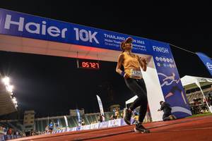 BIB: 05727, 2022, 12047, 00000
                            <button type="button" onclick="openModal(18706676)" class="btn btn-primary btn-sm float-right btn-popup" data-toggle="modal" data-target=".modal-high-quality">
                        <i class="fas fa-shopping-cart"></i> Add to Cart
                    </button>
                                            <button type="button" onclick="isThisMe(18706676, true)" class="btn btn-success btn-sm float-right btn-popup btn-isme hidden" data-toggle="tooltip" data-placement="bottom" title="นี่คือรูปของคุณใช่ไหม คลิกที่นี่เพื่อเอาเข้าอัลบั้ม">
                        <i class="fas fa-plus"></i> Add to album
                    </button>
                    <button type="button" onclick="isThisMe(18706676, false)" class="btn btn-warning btn-sm float-right btn-popup btn-isnotme hidden">
                        <i class="fas fa-ban"></i> Remove from album
                    </button>