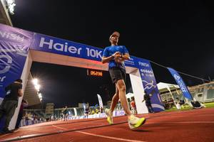 BIB: 250, 220, 00000
                            <button type="button" onclick="openModal(18705521)" class="btn btn-primary btn-sm float-right btn-popup" data-toggle="modal" data-target=".modal-high-quality">
                        <i class="fas fa-shopping-cart"></i> Add to Cart
                    </button>
                                            <button type="button" onclick="isThisMe(18705521, true)" class="btn btn-success btn-sm float-right btn-popup btn-isme hidden" data-toggle="tooltip" data-placement="bottom" title="นี่คือรูปของคุณใช่ไหม คลิกที่นี่เพื่อเอาเข้าอัลบั้ม">
                        <i class="fas fa-plus"></i> Add to album
                    </button>
                    <button type="button" onclick="isThisMe(18705521, false)" class="btn btn-warning btn-sm float-right btn-popup btn-isnotme hidden">
                        <i class="fas fa-ban"></i> Remove from album
                    </button>