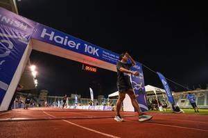 BIB: 388
                            <button type="button" onclick="openModal(18706031)" class="btn btn-primary btn-sm float-right btn-popup" data-toggle="modal" data-target=".modal-high-quality">
                        <i class="fas fa-shopping-cart"></i> Add to Cart
                    </button>
                                            <button type="button" onclick="isThisMe(18706031, true)" class="btn btn-success btn-sm float-right btn-popup btn-isme hidden" data-toggle="tooltip" data-placement="bottom" title="นี่คือรูปของคุณใช่ไหม คลิกที่นี่เพื่อเอาเข้าอัลบั้ม">
                        <i class="fas fa-plus"></i> Add to album
                    </button>
                    <button type="button" onclick="isThisMe(18706031, false)" class="btn btn-warning btn-sm float-right btn-popup btn-isnotme hidden">
                        <i class="fas fa-ban"></i> Remove from album
                    </button>