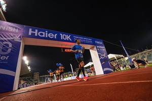 BIB: 1000, 2012, 00000
                            <button type="button" onclick="openModal(18707223)" class="btn btn-primary btn-sm float-right btn-popup" data-toggle="modal" data-target=".modal-high-quality">
                        <i class="fas fa-shopping-cart"></i> Add to Cart
                    </button>
                                            <button type="button" onclick="isThisMe(18707223, true)" class="btn btn-success btn-sm float-right btn-popup btn-isme hidden" data-toggle="tooltip" data-placement="bottom" title="นี่คือรูปของคุณใช่ไหม คลิกที่นี่เพื่อเอาเข้าอัลบั้ม">
                        <i class="fas fa-plus"></i> Add to album
                    </button>
                    <button type="button" onclick="isThisMe(18707223, false)" class="btn btn-warning btn-sm float-right btn-popup btn-isnotme hidden">
                        <i class="fas fa-ban"></i> Remove from album
                    </button>