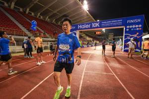 BIB: 12750, 10354, 2022
                            <button type="button" onclick="openModal(18707759)" class="btn btn-primary btn-sm float-right btn-popup" data-toggle="modal" data-target=".modal-high-quality">
                        <i class="fas fa-shopping-cart"></i> Add to Cart
                    </button>
                                            <button type="button" onclick="isThisMe(18707759, true)" class="btn btn-success btn-sm float-right btn-popup btn-isme hidden" data-toggle="tooltip" data-placement="bottom" title="นี่คือรูปของคุณใช่ไหม คลิกที่นี่เพื่อเอาเข้าอัลบั้ม">
                        <i class="fas fa-plus"></i> Add to album
                    </button>
                    <button type="button" onclick="isThisMe(18707759, false)" class="btn btn-warning btn-sm float-right btn-popup btn-isnotme hidden">
                        <i class="fas fa-ban"></i> Remove from album
                    </button>