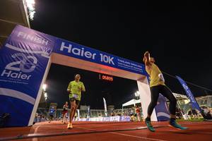 BIB: 05839, 2002
                            <button type="button" onclick="openModal(18706915)" class="btn btn-primary btn-sm float-right btn-popup" data-toggle="modal" data-target=".modal-high-quality">
                        <i class="fas fa-shopping-cart"></i> Add to Cart
                    </button>
                                            <button type="button" onclick="isThisMe(18706915, true)" class="btn btn-success btn-sm float-right btn-popup btn-isme hidden" data-toggle="tooltip" data-placement="bottom" title="นี่คือรูปของคุณใช่ไหม คลิกที่นี่เพื่อเอาเข้าอัลบั้ม">
                        <i class="fas fa-plus"></i> Add to album
                    </button>
                    <button type="button" onclick="isThisMe(18706915, false)" class="btn btn-warning btn-sm float-right btn-popup btn-isnotme hidden">
                        <i class="fas fa-ban"></i> Remove from album
                    </button>