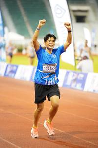 BIB: 12155
                            <button type="button" onclick="openModal(18659722)" class="btn btn-primary btn-sm float-right btn-popup" data-toggle="modal" data-target=".modal-high-quality">
                        <i class="fas fa-shopping-cart"></i> Add to Cart
                    </button>
                                            <button type="button" onclick="isThisMe(18659722, true)" class="btn btn-success btn-sm float-right btn-popup btn-isme hidden" data-toggle="tooltip" data-placement="bottom" title="นี่คือรูปของคุณใช่ไหม คลิกที่นี่เพื่อเอาเข้าอัลบั้ม">
                        <i class="fas fa-plus"></i> Add to album
                    </button>
                    <button type="button" onclick="isThisMe(18659722, false)" class="btn btn-warning btn-sm float-right btn-popup btn-isnotme hidden">
                        <i class="fas fa-ban"></i> Remove from album
                    </button>