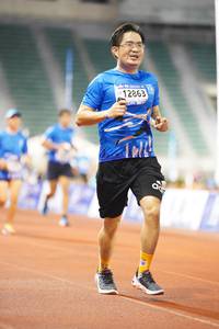 BIB: 12863
                            <button type="button" onclick="openModal(18661428)" class="btn btn-primary btn-sm float-right btn-popup" data-toggle="modal" data-target=".modal-high-quality">
                        <i class="fas fa-shopping-cart"></i> Add to Cart
                    </button>
                                            <button type="button" onclick="isThisMe(18661428, true)" class="btn btn-success btn-sm float-right btn-popup btn-isme hidden" data-toggle="tooltip" data-placement="bottom" title="นี่คือรูปของคุณใช่ไหม คลิกที่นี่เพื่อเอาเข้าอัลบั้ม">
                        <i class="fas fa-plus"></i> Add to album
                    </button>
                    <button type="button" onclick="isThisMe(18661428, false)" class="btn btn-warning btn-sm float-right btn-popup btn-isnotme hidden">
                        <i class="fas fa-ban"></i> Remove from album
                    </button>