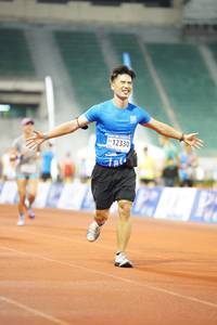 BIB: 12330
                            <button type="button" onclick="openModal(18662256)" class="btn btn-primary btn-sm float-right btn-popup" data-toggle="modal" data-target=".modal-high-quality">
                        <i class="fas fa-shopping-cart"></i> Add to Cart
                    </button>
                                            <button type="button" onclick="isThisMe(18662256, true)" class="btn btn-success btn-sm float-right btn-popup btn-isme hidden" data-toggle="tooltip" data-placement="bottom" title="นี่คือรูปของคุณใช่ไหม คลิกที่นี่เพื่อเอาเข้าอัลบั้ม">
                        <i class="fas fa-plus"></i> Add to album
                    </button>
                    <button type="button" onclick="isThisMe(18662256, false)" class="btn btn-warning btn-sm float-right btn-popup btn-isnotme hidden">
                        <i class="fas fa-ban"></i> Remove from album
                    </button>