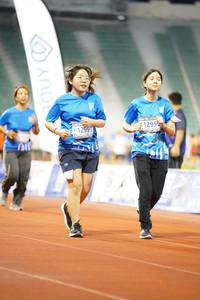 BIB: 12991, 1295
                            <button type="button" onclick="openModal(18664693)" class="btn btn-primary btn-sm float-right btn-popup" data-toggle="modal" data-target=".modal-high-quality">
                        <i class="fas fa-shopping-cart"></i> Add to Cart
                    </button>
                                            <button type="button" onclick="isThisMe(18664693, true)" class="btn btn-success btn-sm float-right btn-popup btn-isme hidden" data-toggle="tooltip" data-placement="bottom" title="นี่คือรูปของคุณใช่ไหม คลิกที่นี่เพื่อเอาเข้าอัลบั้ม">
                        <i class="fas fa-plus"></i> Add to album
                    </button>
                    <button type="button" onclick="isThisMe(18664693, false)" class="btn btn-warning btn-sm float-right btn-popup btn-isnotme hidden">
                        <i class="fas fa-ban"></i> Remove from album
                    </button>