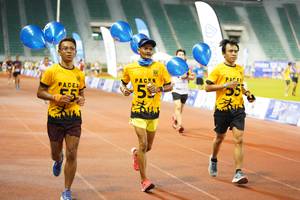 BIB: 641
                            <button type="button" onclick="openModal(18659978)" class="btn btn-primary btn-sm float-right btn-popup" data-toggle="modal" data-target=".modal-high-quality">
                        <i class="fas fa-shopping-cart"></i> Add to Cart
                    </button>
                                            <button type="button" onclick="isThisMe(18659978, true)" class="btn btn-success btn-sm float-right btn-popup btn-isme hidden" data-toggle="tooltip" data-placement="bottom" title="นี่คือรูปของคุณใช่ไหม คลิกที่นี่เพื่อเอาเข้าอัลบั้ม">
                        <i class="fas fa-plus"></i> Add to album
                    </button>
                    <button type="button" onclick="isThisMe(18659978, false)" class="btn btn-warning btn-sm float-right btn-popup btn-isnotme hidden">
                        <i class="fas fa-ban"></i> Remove from album
                    </button>