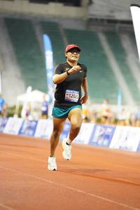 BIB: 12025
                            <button type="button" onclick="openModal(18660142)" class="btn btn-primary btn-sm float-right btn-popup" data-toggle="modal" data-target=".modal-high-quality">
                        <i class="fas fa-shopping-cart"></i> Add to Cart
                    </button>
                                            <button type="button" onclick="isThisMe(18660142, true)" class="btn btn-success btn-sm float-right btn-popup btn-isme hidden" data-toggle="tooltip" data-placement="bottom" title="นี่คือรูปของคุณใช่ไหม คลิกที่นี่เพื่อเอาเข้าอัลบั้ม">
                        <i class="fas fa-plus"></i> Add to album
                    </button>
                    <button type="button" onclick="isThisMe(18660142, false)" class="btn btn-warning btn-sm float-right btn-popup btn-isnotme hidden">
                        <i class="fas fa-ban"></i> Remove from album
                    </button>