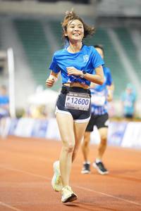 BIB: 12600
                            <button type="button" onclick="openModal(18662906)" class="btn btn-primary btn-sm float-right btn-popup" data-toggle="modal" data-target=".modal-high-quality">
                        <i class="fas fa-shopping-cart"></i> Add to Cart
                    </button>
                                            <button type="button" onclick="isThisMe(18662906, true)" class="btn btn-success btn-sm float-right btn-popup btn-isme hidden" data-toggle="tooltip" data-placement="bottom" title="นี่คือรูปของคุณใช่ไหม คลิกที่นี่เพื่อเอาเข้าอัลบั้ม">
                        <i class="fas fa-plus"></i> Add to album
                    </button>
                    <button type="button" onclick="isThisMe(18662906, false)" class="btn btn-warning btn-sm float-right btn-popup btn-isnotme hidden">
                        <i class="fas fa-ban"></i> Remove from album
                    </button>