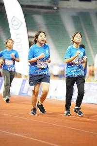 BIB: 118111, 12991, 42959
                            <button type="button" onclick="openModal(18664700)" class="btn btn-primary btn-sm float-right btn-popup" data-toggle="modal" data-target=".modal-high-quality">
                        <i class="fas fa-shopping-cart"></i> Add to Cart
                    </button>
                                            <button type="button" onclick="isThisMe(18664700, true)" class="btn btn-success btn-sm float-right btn-popup btn-isme hidden" data-toggle="tooltip" data-placement="bottom" title="นี่คือรูปของคุณใช่ไหม คลิกที่นี่เพื่อเอาเข้าอัลบั้ม">
                        <i class="fas fa-plus"></i> Add to album
                    </button>
                    <button type="button" onclick="isThisMe(18664700, false)" class="btn btn-warning btn-sm float-right btn-popup btn-isnotme hidden">
                        <i class="fas fa-ban"></i> Remove from album
                    </button>