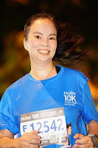 BIB: 12542
                            <button type="button" onclick="openModal(18697379)" class="btn btn-primary btn-sm float-right btn-popup" data-toggle="modal" data-target=".modal-high-quality">
                        <i class="fas fa-shopping-cart"></i> Add to Cart
                    </button>
                                            <button type="button" onclick="isThisMe(18697379, true)" class="btn btn-success btn-sm float-right btn-popup btn-isme hidden" data-toggle="tooltip" data-placement="bottom" title="นี่คือรูปของคุณใช่ไหม คลิกที่นี่เพื่อเอาเข้าอัลบั้ม">
                        <i class="fas fa-plus"></i> Add to album
                    </button>
                    <button type="button" onclick="isThisMe(18697379, false)" class="btn btn-warning btn-sm float-right btn-popup btn-isnotme hidden">
                        <i class="fas fa-ban"></i> Remove from album
                    </button>