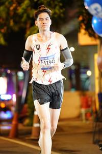 BIB: 101, 11945
                            <button type="button" onclick="openModal(18693696)" class="btn btn-primary btn-sm float-right btn-popup" data-toggle="modal" data-target=".modal-high-quality">
                        <i class="fas fa-shopping-cart"></i> Add to Cart
                    </button>
                                            <button type="button" onclick="isThisMe(18693696, true)" class="btn btn-success btn-sm float-right btn-popup btn-isme hidden" data-toggle="tooltip" data-placement="bottom" title="นี่คือรูปของคุณใช่ไหม คลิกที่นี่เพื่อเอาเข้าอัลบั้ม">
                        <i class="fas fa-plus"></i> Add to album
                    </button>
                    <button type="button" onclick="isThisMe(18693696, false)" class="btn btn-warning btn-sm float-right btn-popup btn-isnotme hidden">
                        <i class="fas fa-ban"></i> Remove from album
                    </button>