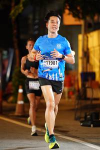 BIB: 1203, 11981
                            <button type="button" onclick="openModal(18693483)" class="btn btn-primary btn-sm float-right btn-popup" data-toggle="modal" data-target=".modal-high-quality">
                        <i class="fas fa-shopping-cart"></i> Add to Cart
                    </button>
                                            <button type="button" onclick="isThisMe(18693483, true)" class="btn btn-success btn-sm float-right btn-popup btn-isme hidden" data-toggle="tooltip" data-placement="bottom" title="นี่คือรูปของคุณใช่ไหม คลิกที่นี่เพื่อเอาเข้าอัลบั้ม">
                        <i class="fas fa-plus"></i> Add to album
                    </button>
                    <button type="button" onclick="isThisMe(18693483, false)" class="btn btn-warning btn-sm float-right btn-popup btn-isnotme hidden">
                        <i class="fas fa-ban"></i> Remove from album
                    </button>