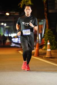 BIB: 12142
                            <button type="button" onclick="openModal(18697627)" class="btn btn-primary btn-sm float-right btn-popup" data-toggle="modal" data-target=".modal-high-quality">
                        <i class="fas fa-shopping-cart"></i> Add to Cart
                    </button>
                                            <button type="button" onclick="isThisMe(18697627, true)" class="btn btn-success btn-sm float-right btn-popup btn-isme hidden" data-toggle="tooltip" data-placement="bottom" title="นี่คือรูปของคุณใช่ไหม คลิกที่นี่เพื่อเอาเข้าอัลบั้ม">
                        <i class="fas fa-plus"></i> Add to album
                    </button>
                    <button type="button" onclick="isThisMe(18697627, false)" class="btn btn-warning btn-sm float-right btn-popup btn-isnotme hidden">
                        <i class="fas fa-ban"></i> Remove from album
                    </button>