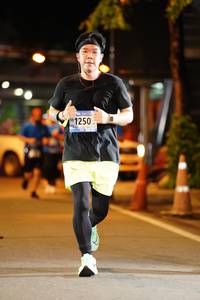 BIB: 1250
                            <button type="button" onclick="openModal(18697347)" class="btn btn-primary btn-sm float-right btn-popup" data-toggle="modal" data-target=".modal-high-quality">
                        <i class="fas fa-shopping-cart"></i> Add to Cart
                    </button>
                                            <button type="button" onclick="isThisMe(18697347, true)" class="btn btn-success btn-sm float-right btn-popup btn-isme hidden" data-toggle="tooltip" data-placement="bottom" title="นี่คือรูปของคุณใช่ไหม คลิกที่นี่เพื่อเอาเข้าอัลบั้ม">
                        <i class="fas fa-plus"></i> Add to album
                    </button>
                    <button type="button" onclick="isThisMe(18697347, false)" class="btn btn-warning btn-sm float-right btn-popup btn-isnotme hidden">
                        <i class="fas fa-ban"></i> Remove from album
                    </button>