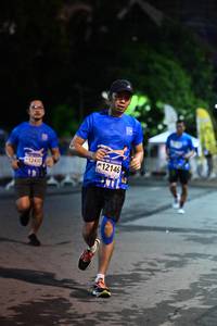 BIB: 12430, 12146
                            <button type="button" onclick="openModal(18668021)" class="btn btn-primary btn-sm float-right btn-popup" data-toggle="modal" data-target=".modal-high-quality">
                        <i class="fas fa-shopping-cart"></i> Add to Cart
                    </button>
                                            <button type="button" onclick="isThisMe(18668021, true)" class="btn btn-success btn-sm float-right btn-popup btn-isme hidden" data-toggle="tooltip" data-placement="bottom" title="นี่คือรูปของคุณใช่ไหม คลิกที่นี่เพื่อเอาเข้าอัลบั้ม">
                        <i class="fas fa-plus"></i> Add to album
                    </button>
                    <button type="button" onclick="isThisMe(18668021, false)" class="btn btn-warning btn-sm float-right btn-popup btn-isnotme hidden">
                        <i class="fas fa-ban"></i> Remove from album
                    </button>