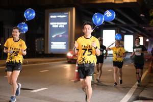 BIB: 100, 41341
                            <button type="button" onclick="openModal(18722474)" class="btn btn-primary btn-sm float-right btn-popup" data-toggle="modal" data-target=".modal-high-quality">
                        <i class="fas fa-shopping-cart"></i> Add to Cart
                    </button>
                                            <button type="button" onclick="isThisMe(18722474, true)" class="btn btn-success btn-sm float-right btn-popup btn-isme hidden" data-toggle="tooltip" data-placement="bottom" title="นี่คือรูปของคุณใช่ไหม คลิกที่นี่เพื่อเอาเข้าอัลบั้ม">
                        <i class="fas fa-plus"></i> Add to album
                    </button>
                    <button type="button" onclick="isThisMe(18722474, false)" class="btn btn-warning btn-sm float-right btn-popup btn-isnotme hidden">
                        <i class="fas fa-ban"></i> Remove from album
                    </button>